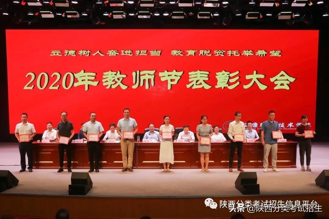 大学想学游戏设计选什么专业_学游戏设计应去哪所大学_大学设计游戏的专业